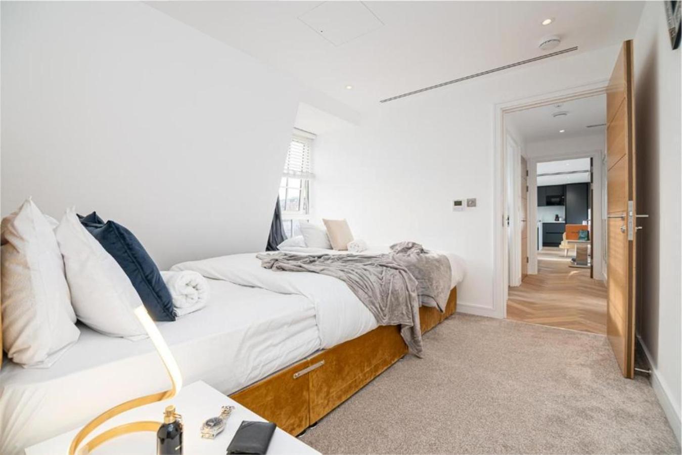 Marble Arch Penthouses With Skyline Views London Eksteriør billede