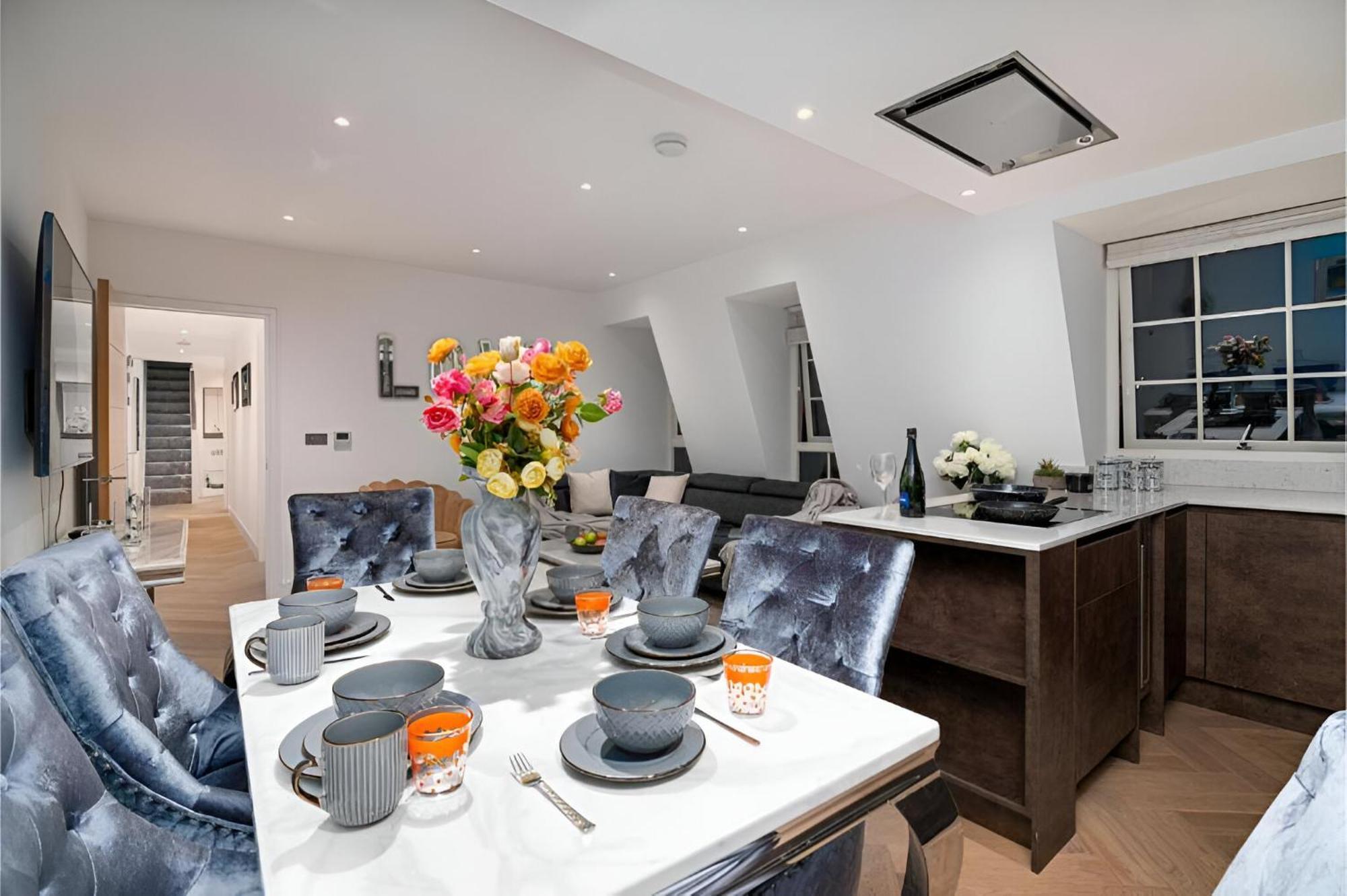 Marble Arch Penthouses With Skyline Views London Eksteriør billede