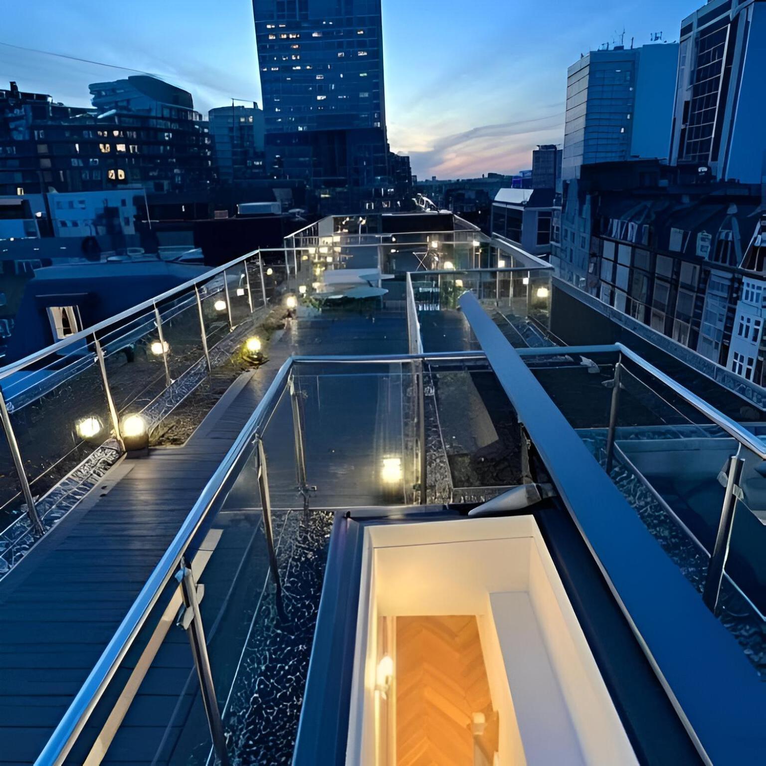 Marble Arch Penthouses With Skyline Views London Eksteriør billede