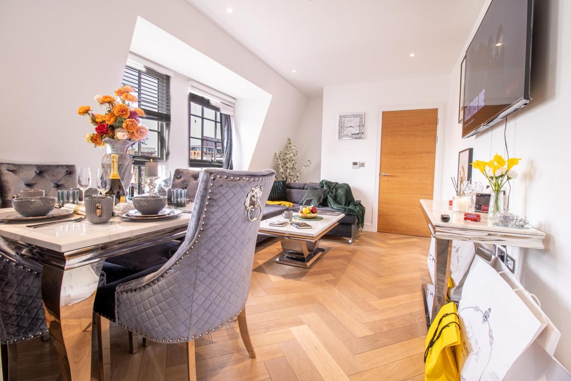 Marble Arch Penthouses With Skyline Views London Eksteriør billede
